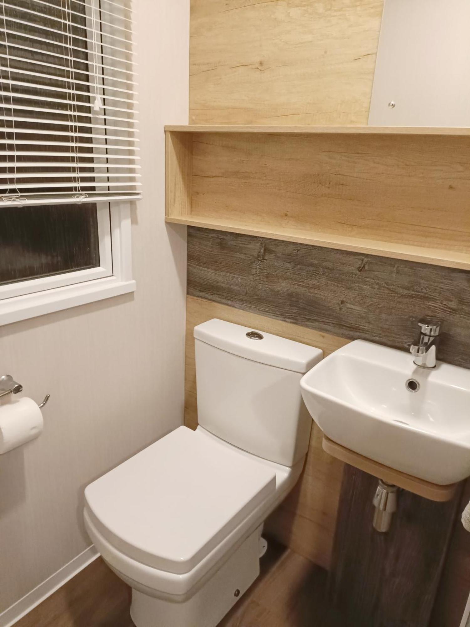 Hillingworth's Hot Tub Retreat - Lochmaben